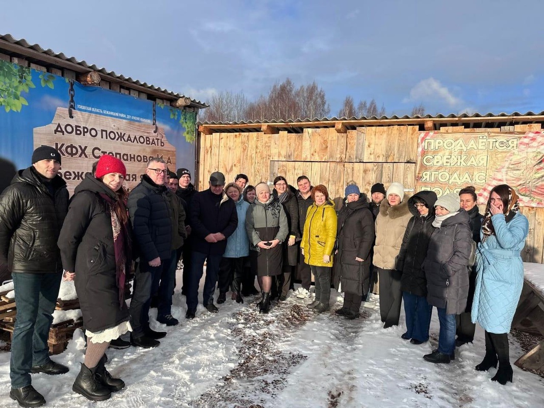 Друзья, в этом году наше, уже ставшее традиционным, итоговое мероприятие для получателей грантов прошло в режиме выездного круглого стола. Друзья, в этом году наше, уже ставшее традиционным, итоговое мероприятие для получателей грантов прошло в режиме выездного круглого стола.